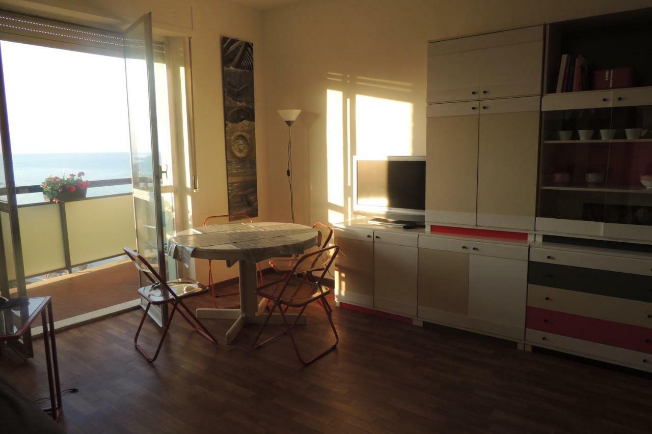 Interno 132 Apartment Porto San Giorgio Exterior photo